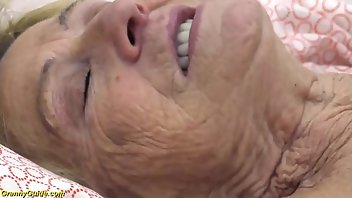 Granny Facial European Blowjob 