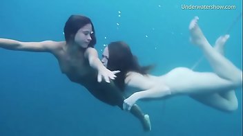 Underwater Lesbian Teen Babe 