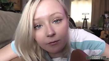 Insertion Cumshot Teen Blonde 