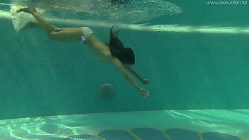 Underwater Teen Babe Outdoor 