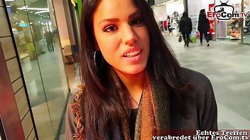 Pick Up Latina Outdoor Brunette 