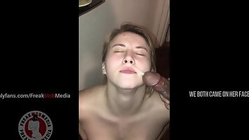 Jerking Latina Amateur Deepthroat 