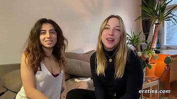 Turkish Dildo Lesbian Pussy 