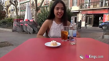 European Cumshot Blowjob Brunette 